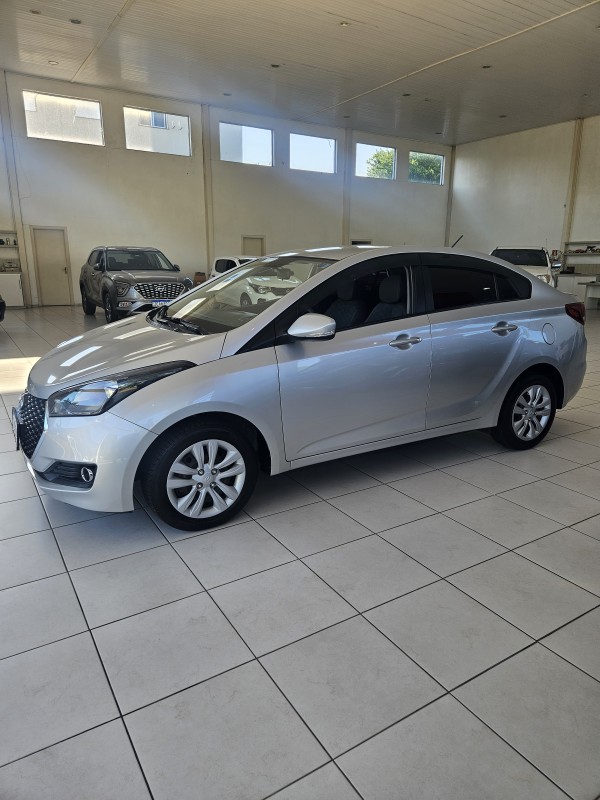 HB20S 1.6 COMFORT STYLE 16V FLEX 4P AUTOMÁTICO - 2019 - FARROUPILHA