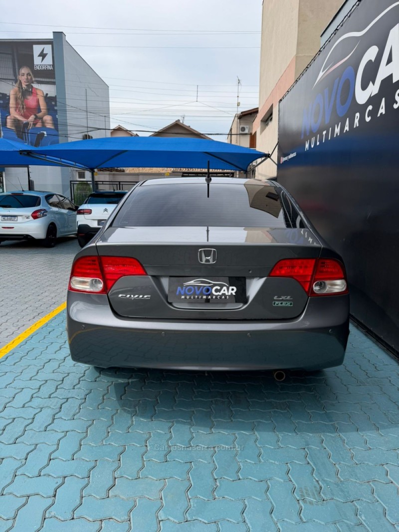 CIVIC 1.8 LXL 16V FLEX 4P MANUAL - 2010 - ESTâNCIA VELHA