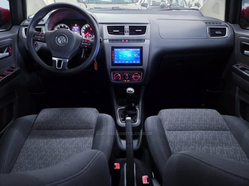 FOX 1.0 MI TREND 8V FLEX 4P MANUAL - 2014 - CAMPO BOM