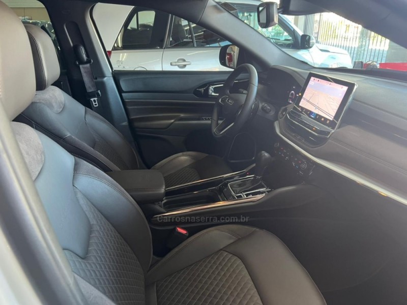 COMMANDER 2.0 OVERLAND TD380 4X4 TURBO DIESEL 4P AUTOMÁTICO - 2023 - CAXIAS DO SUL