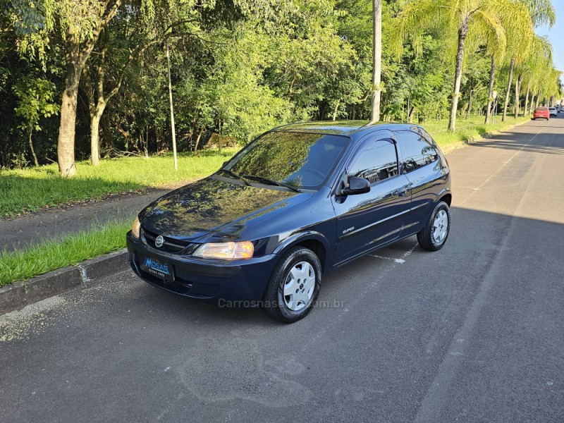 CELTA 1.0 MPFI SUPER 8V FLEX 2P MANUAL - 2005 - CAMPO BOM