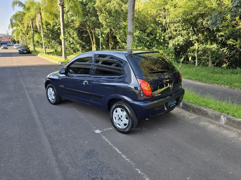 CELTA 1.0 MPFI SUPER 8V FLEX 2P MANUAL - 2005 - CAMPO BOM