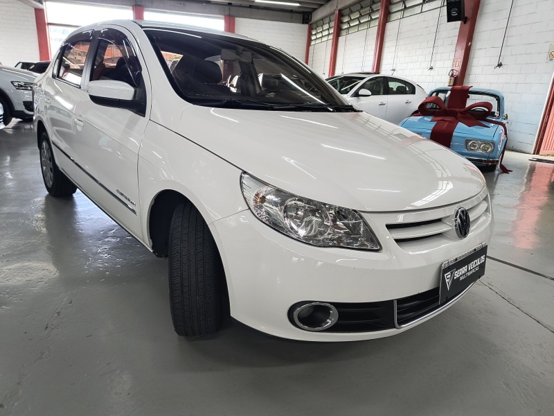 VOYAGE 1.6 MI COMFORTLINE 8V FLEX 4P MANUAL - 2011 - CAXIAS DO SUL