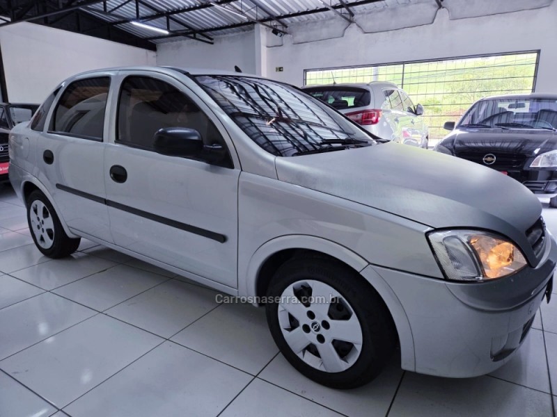 CORSA 1.0 MPFI SEDAN 8V GASOLINA 4P MANUAL - 2004 - CAMPO BOM