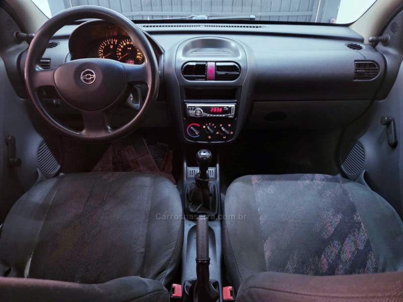 CORSA 1.0 MPFI SEDAN 8V GASOLINA 4P MANUAL - 2004 - CAMPO BOM