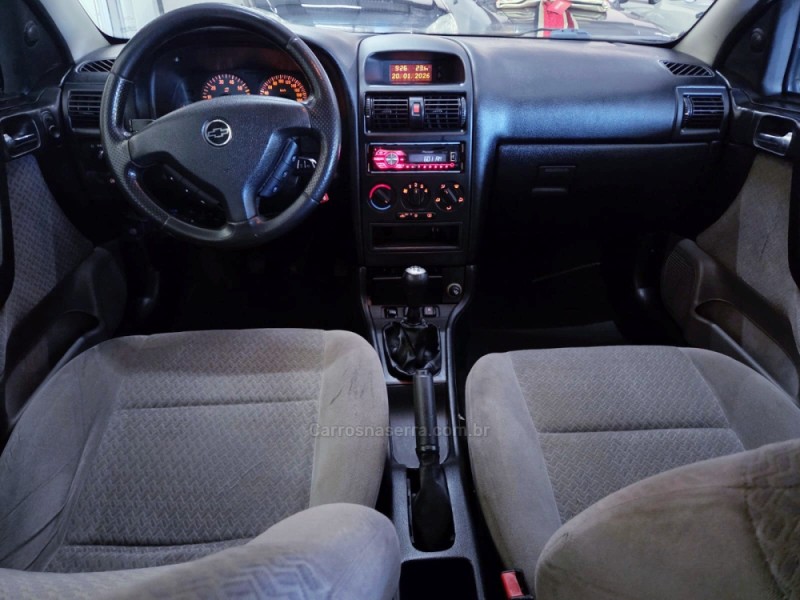 ASTRA 2.0 MPFI ADVANTAGE SEDAN 8V FLEX 4P MANUAL - 2009 - CAMPO BOM