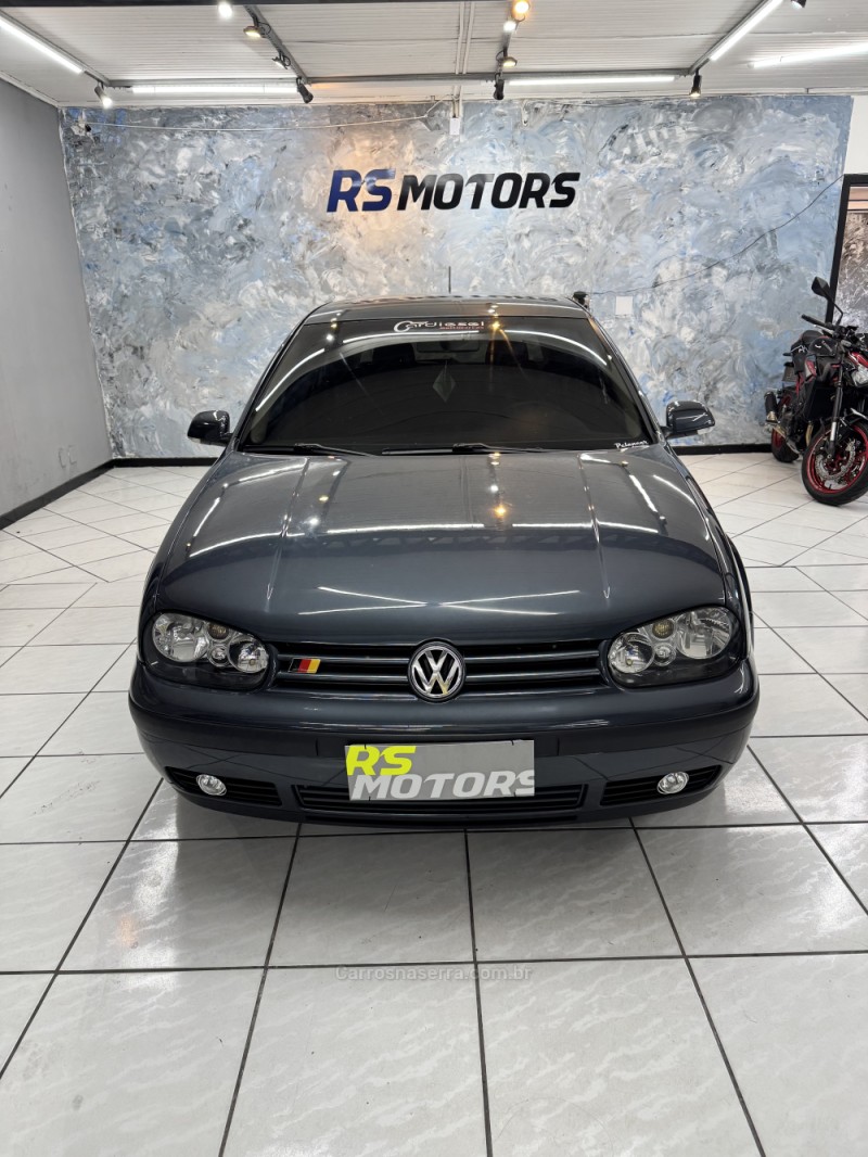GOLF 1.6 MI 8V GASOLINA 4P MANUAL - 2001 - CAXIAS DO SUL