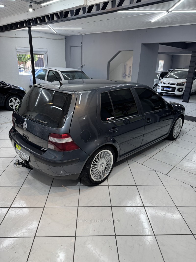GOLF 1.6 MI 8V GASOLINA 4P MANUAL - 2001 - CAXIAS DO SUL