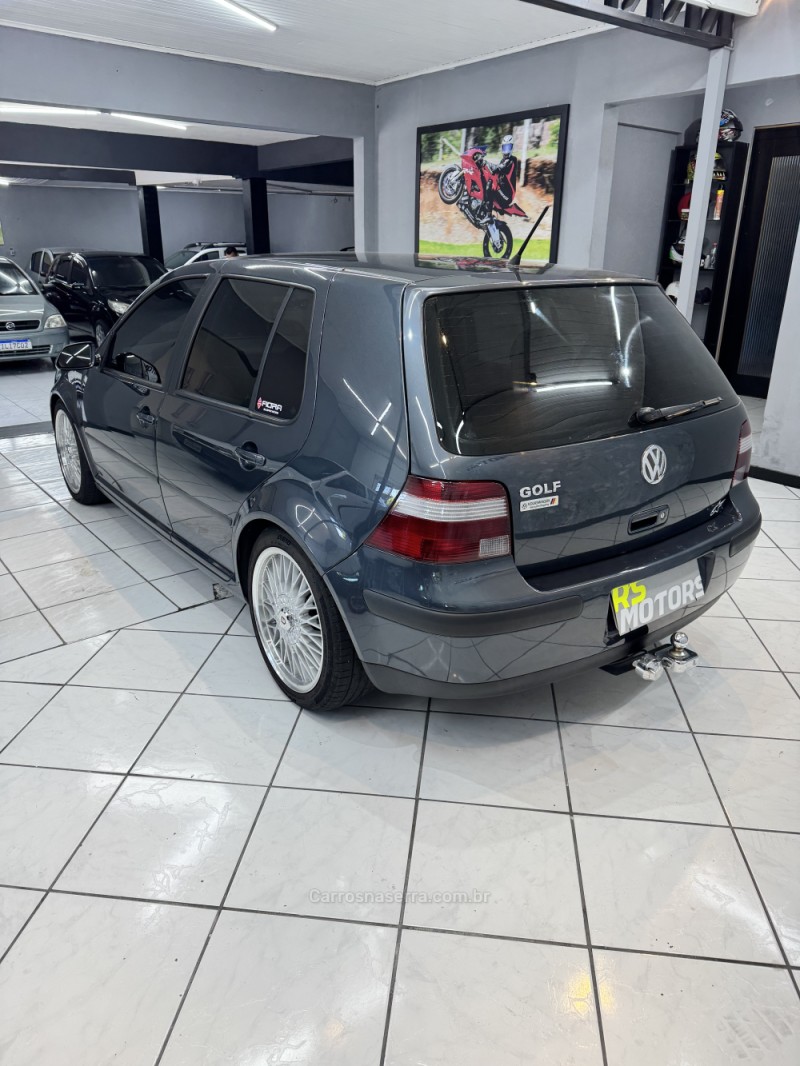 GOLF 1.6 MI 8V GASOLINA 4P MANUAL - 2001 - CAXIAS DO SUL