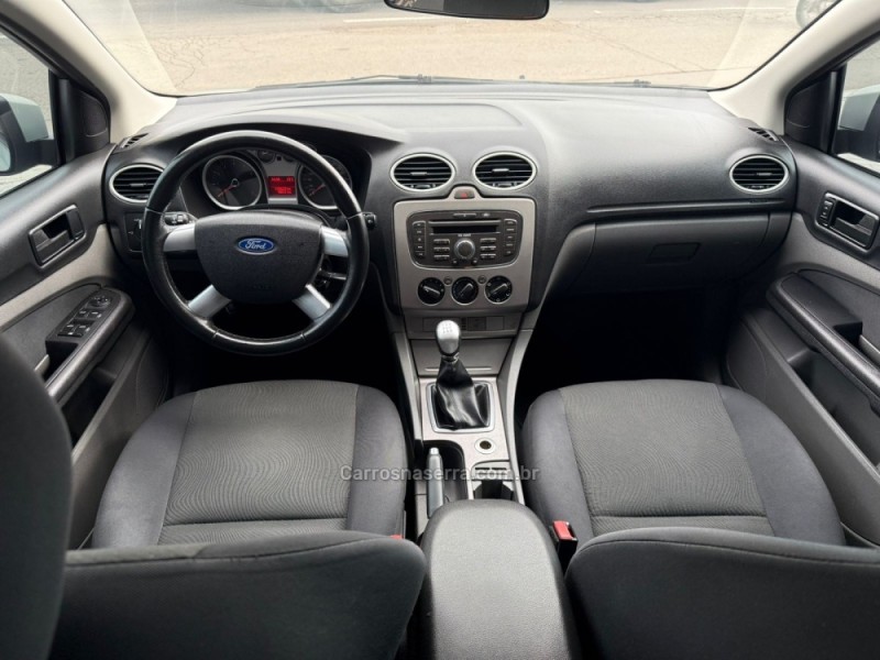 FOCUS 1.6 8V FLEX 4P MANUAL - 2011 - CAXIAS DO SUL