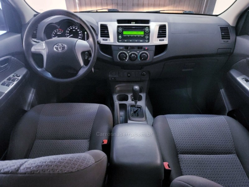 HILUX 2.7 SR 4X2 CD 16V FLEX 4P AUTOMÁTICO - 2013 - CAMPO BOM