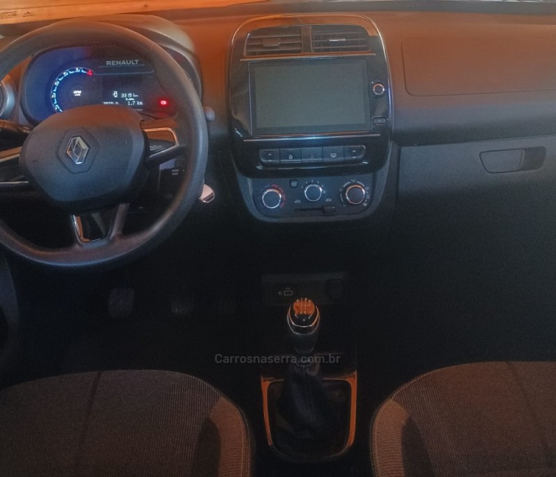 KWID 1.0 12V OUTSIDER FLEX 4P MANUAL - 2023 - ESTâNCIA VELHA