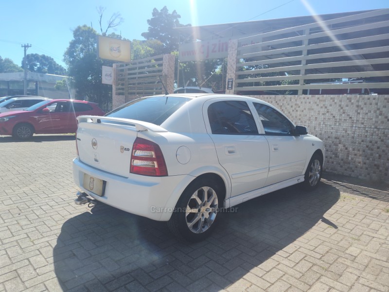 ASTRA 2.0 MPFI ADVANTAGE 8V FLEX 2P MANUAL - 2011 - CANELA