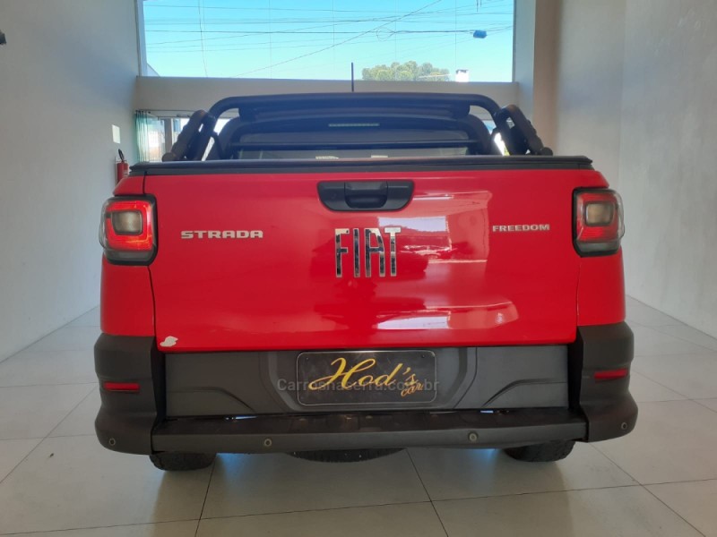 STRADA 1.3 FIRE FREEDOM 8V CD FLEX 4P MANUAL - 2022 - CANELA
