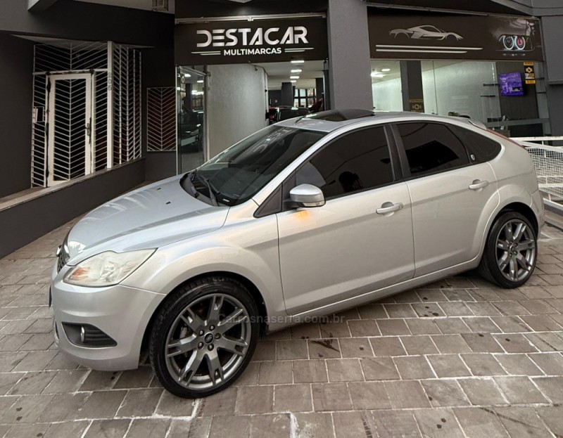 focus 2.0 ghia 16v gasolina 4p manual 2011 caxias do sul