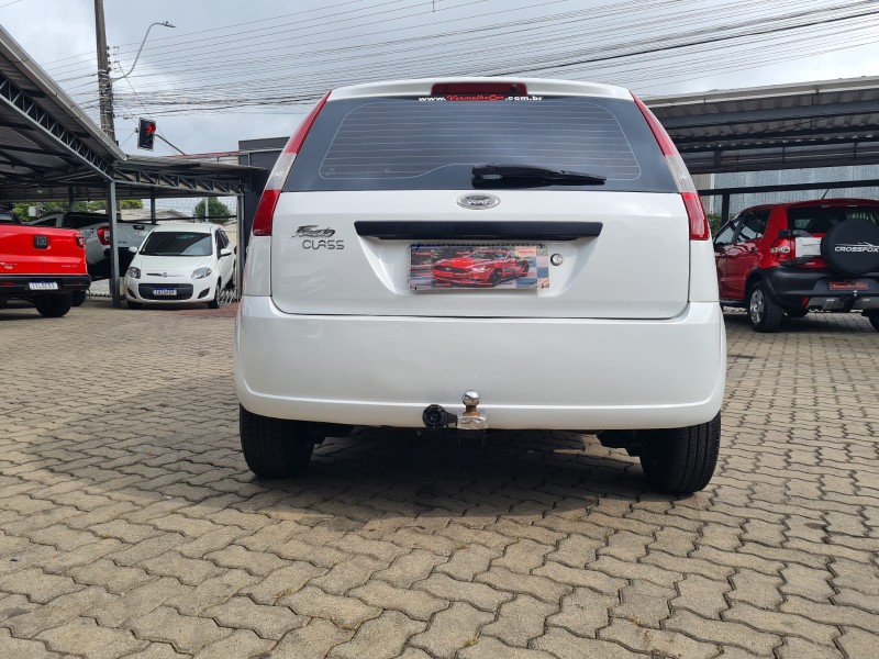 FIESTA 1.0 MPI PERSONNALITÉ 8V FLEX 4P MANUAL - 2005 - CAXIAS DO SUL