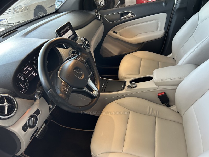 B 200 1.6 TURBO GASOLINA 4P AUTOMÁTICO - 2013 - TAQUARA