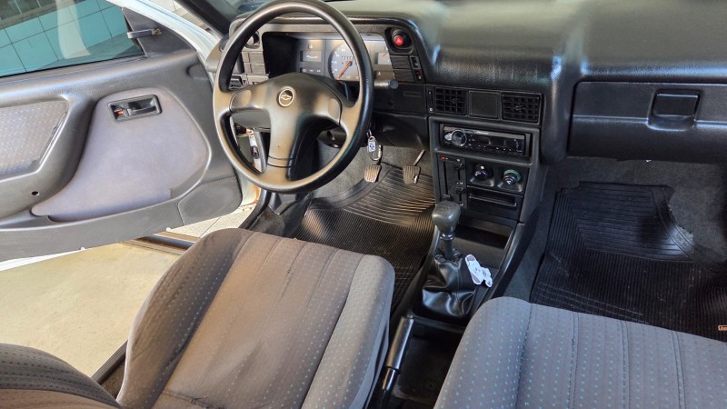 KADETT 1.8 EFI GL 8V GASOLINA 2P MANUAL - 1996 - CAXIAS DO SUL