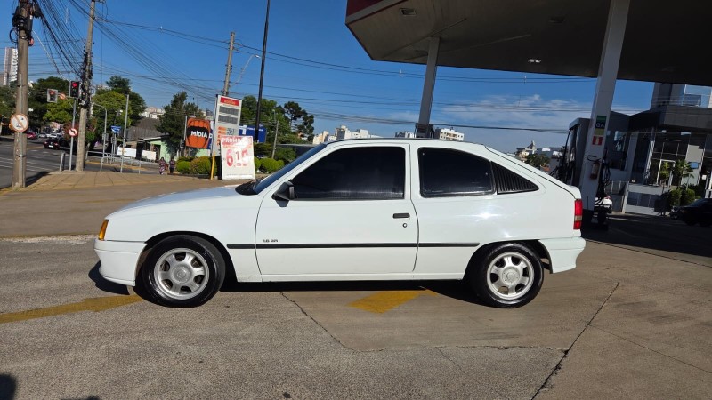 KADETT 1.8 EFI GL 8V GASOLINA 2P MANUAL - 1996 - CAXIAS DO SUL