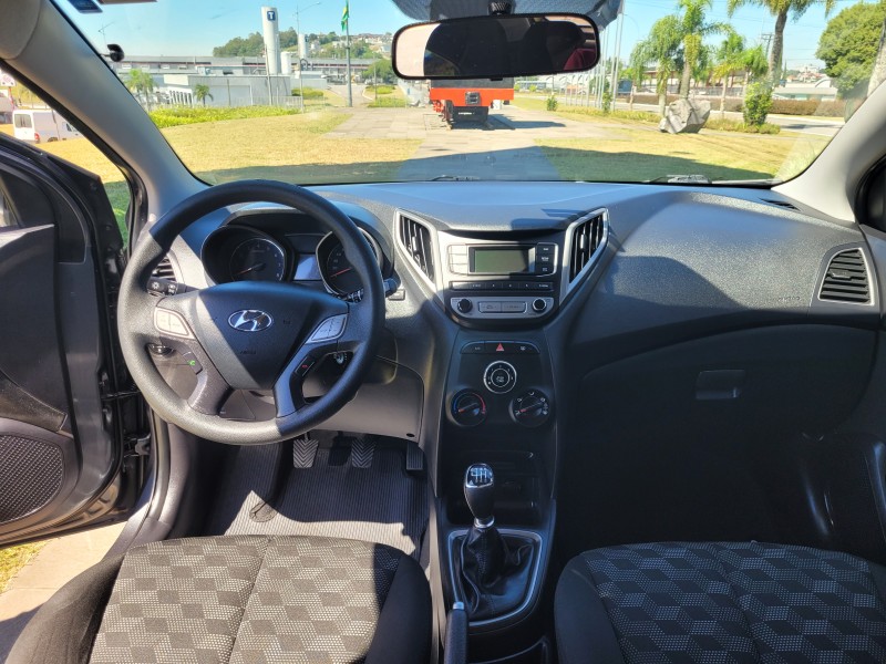 HB20 1.6 COMFORT STYLE 16V FLEX 4P MANUAL - 2017 - CARLOS BARBOSA