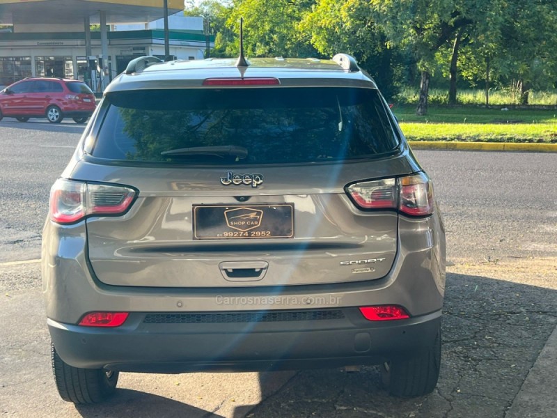 COMPASS 2.0 SPORT 4X2 16V GASOLINA 4P AUTOMÁTICO - 2018 - MONTENEGRO