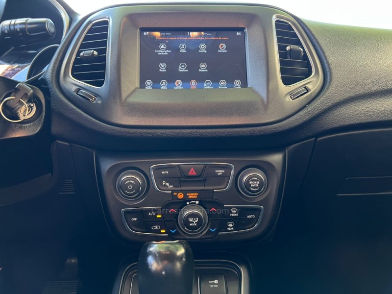 COMPASS 2.0 SPORT 4X2 16V GASOLINA 4P AUTOMÁTICO - 2018 - MONTENEGRO