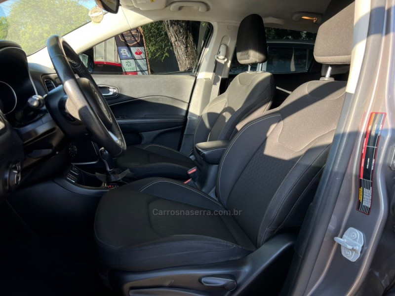 COMPASS 2.0 SPORT 4X2 16V GASOLINA 4P AUTOMÁTICO - 2018 - MONTENEGRO