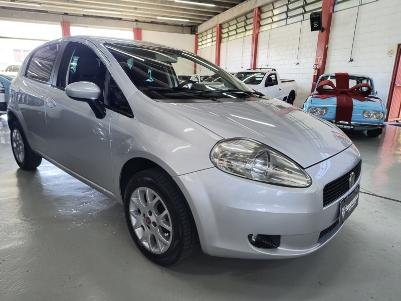 PUNTO 1.4 ELX 8V FLEX 4P MANUAL - 2010 - CAXIAS DO SUL