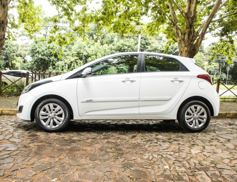 HB20 1.0 COMFORT 12V FLEX 4P MANUAL - 2019 - NOVO HAMBURGO