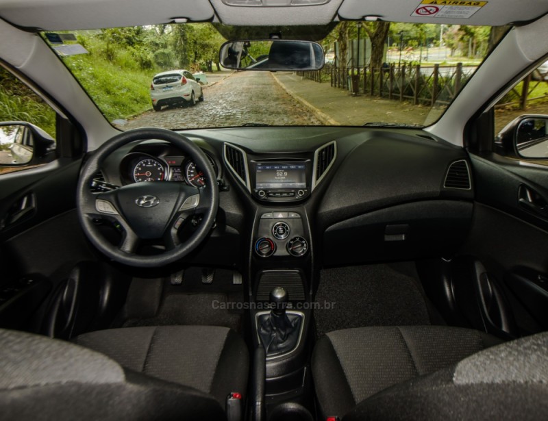 HB20 1.0 COMFORT 12V FLEX 4P MANUAL - 2019 - NOVO HAMBURGO