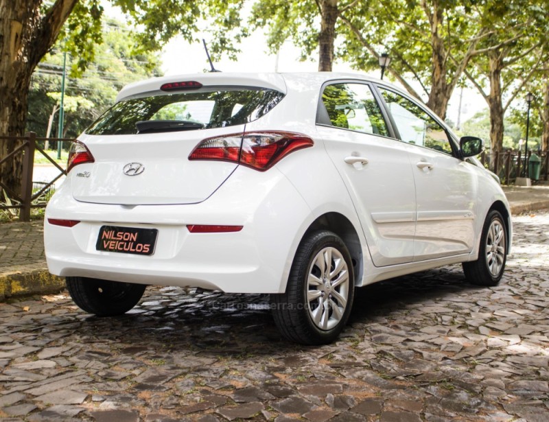 HB20 1.0 COMFORT 12V FLEX 4P MANUAL - 2019 - NOVO HAMBURGO