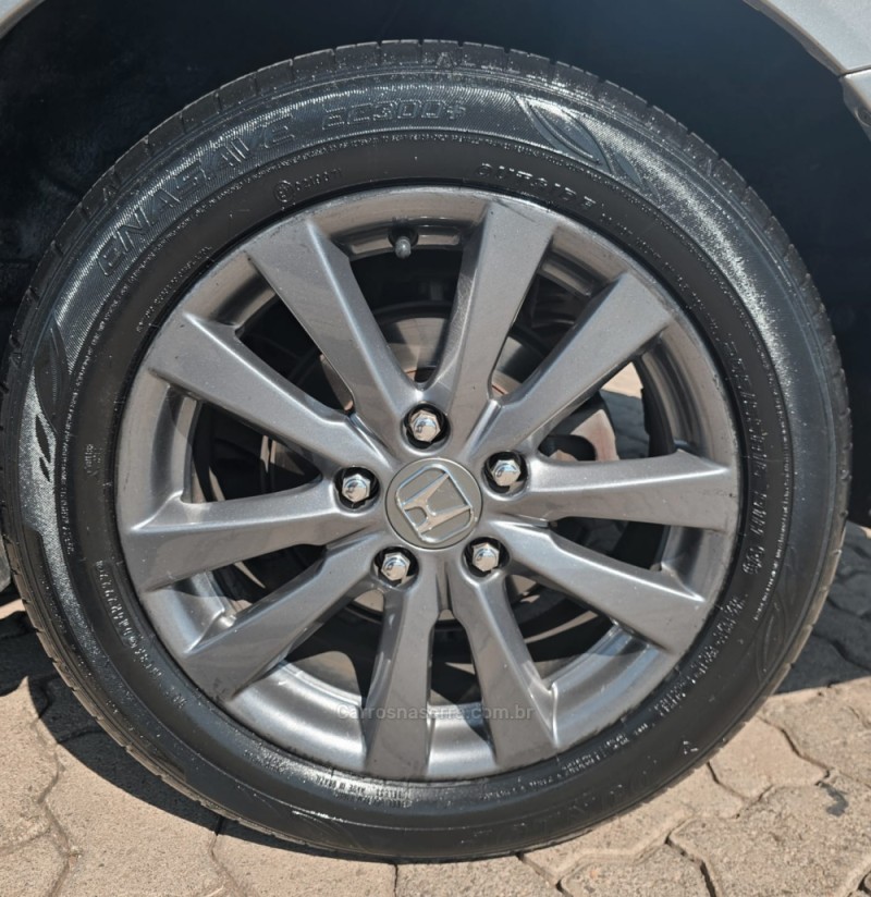 CIVIC 1.8 LXS 16V GASOLINA 4P AUTOMÁTICO - 2013 - LAJEADO