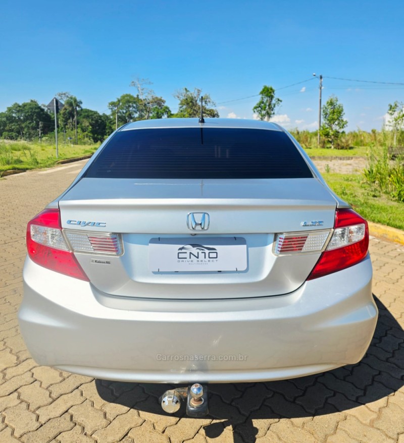 CIVIC 1.8 LXS 16V GASOLINA 4P AUTOMÁTICO - 2013 - LAJEADO