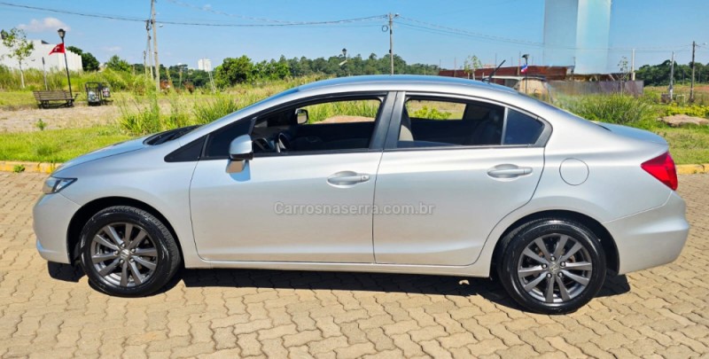 CIVIC 1.8 LXS 16V GASOLINA 4P AUTOMÁTICO - 2013 - LAJEADO
