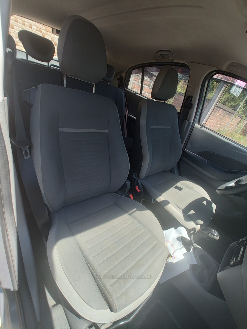 AGILE 1.4 MPFI LT 8V FLEX 4P MANUAL - 2011 - CANELA