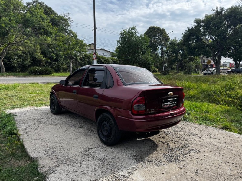 CLASSIC 1.0 MPFI LIFE 8V GASOLINA 4P MANUAL - 2010 - CAXIAS DO SUL