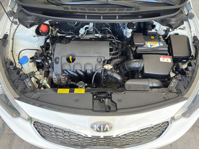 CERATO 1.6 SX3 16V FLEX 4P AUTOMÁTICO - 2014 - FARROUPILHA