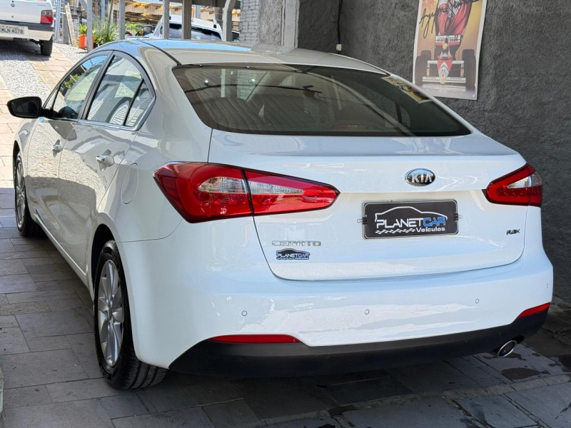 CERATO 1.6 SX3 16V FLEX 4P AUTOMÁTICO - 2014 - FARROUPILHA