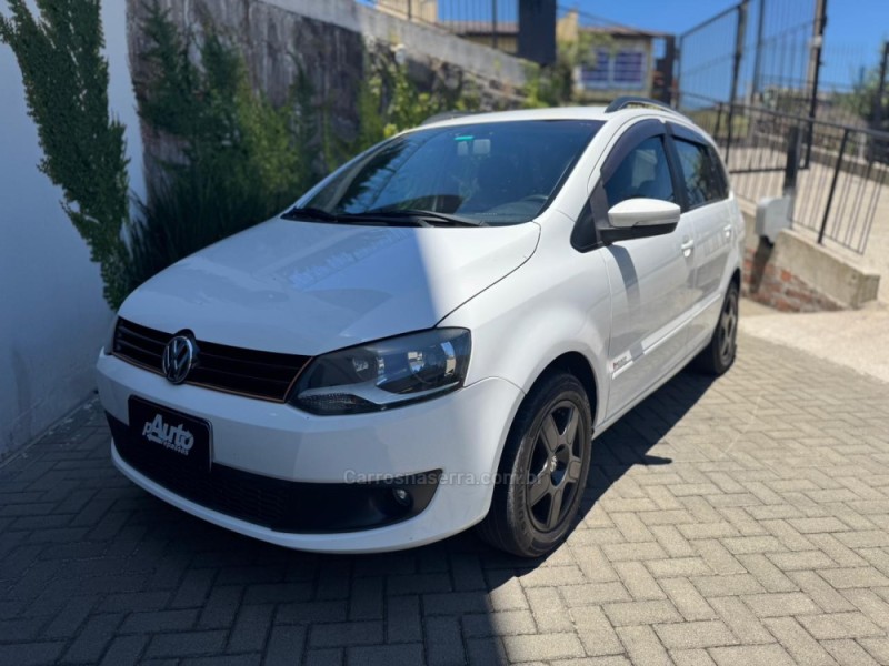 SPACEFOX 1.6 MI TREND 8V FLEX 4P MANUAL - 2012 - FARROUPILHA