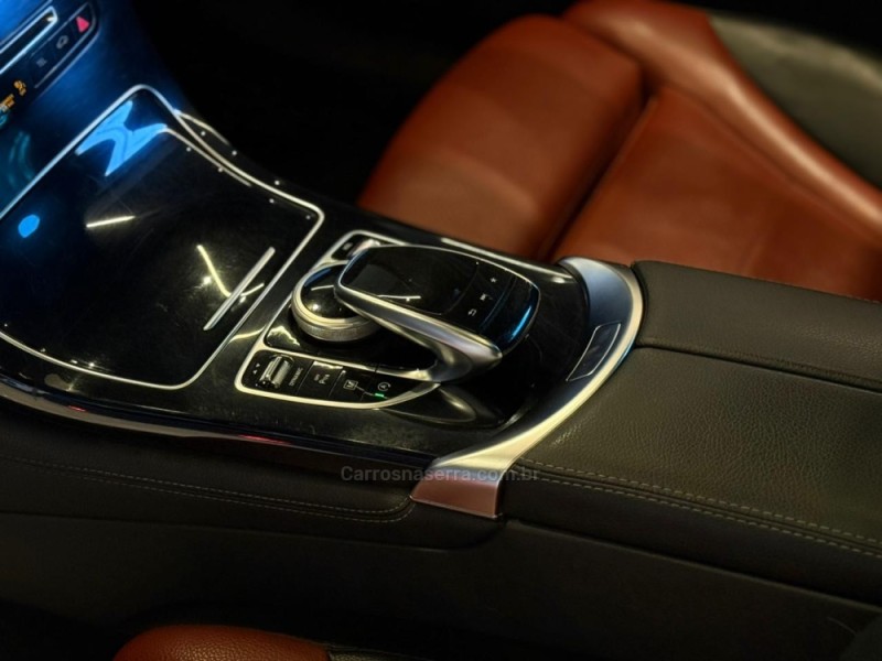 GLC 250 2.0 16V CGI GASOLINA SPORT 4MATIC 9G-TRONIC - 2017 - CAXIAS DO SUL