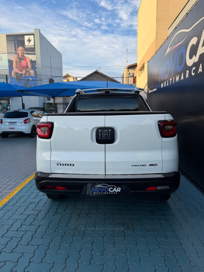 TORO 2.0 16V TURBO DIESEL VOLCANO AT9 4X4 AUTOMÁTICO - 2017 - ESTâNCIA VELHA