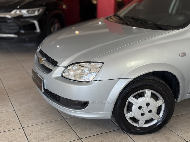 CLASSIC 1.0 MPFI LS 8V FLEX 4P MANUAL - 2012 - GUAPORé