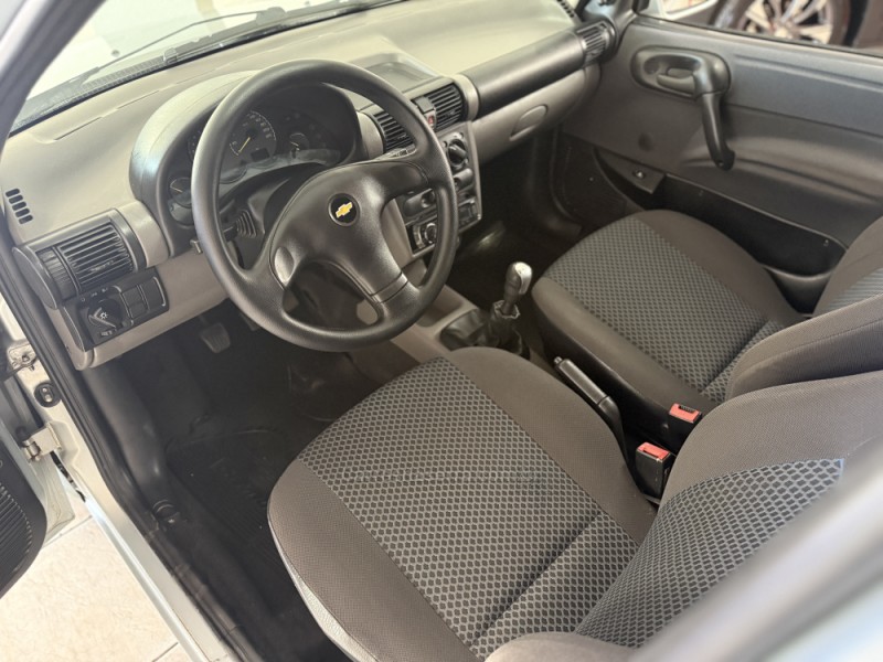 CLASSIC 1.0 MPFI LS 8V FLEX 4P MANUAL - 2012 - GUAPORé