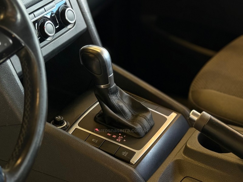 AMAROK 2.0 TRENDLINE 4X4 CD 16V TURBO INTERCOOLER DIESEL 4P AUTOMÁTICO - 2016 - CAXIAS DO SUL