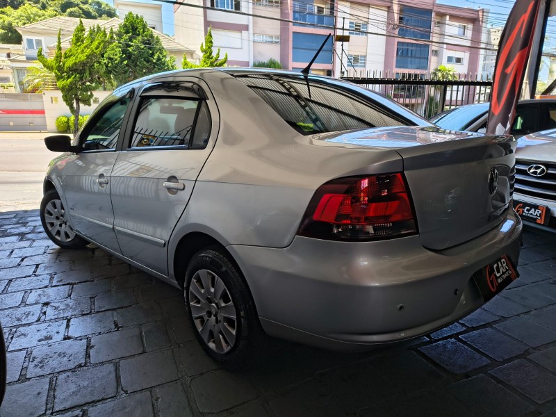 VOYAGE 1.0 MI 8V FLEX 4P MANUAL - 2010 - CAXIAS DO SUL