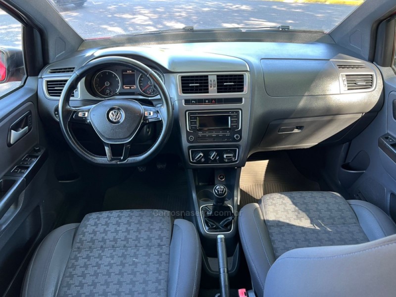 FOX 1.0 MPI TRACK 12V FLEX 4P MANUAL - 2017 - MONTENEGRO