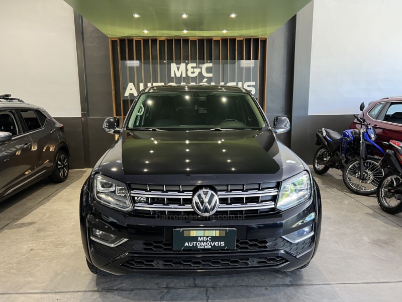 AMAROK 3.0 V6 TDI HIGHLINE CD DIESEL 4MOTION AUTOMÁTICO - 2019 - CAXIAS DO SUL