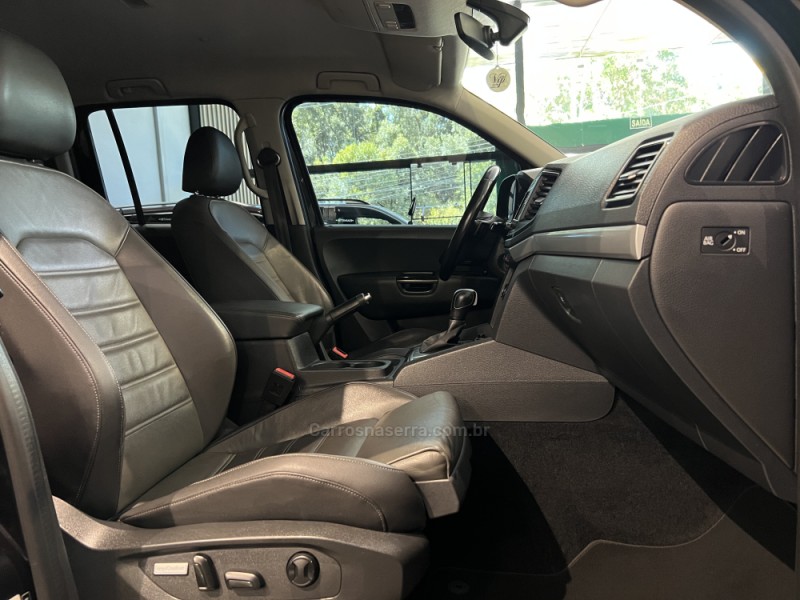 AMAROK 3.0 V6 TDI HIGHLINE CD DIESEL 4MOTION AUTOMÁTICO - 2019 - CAXIAS DO SUL