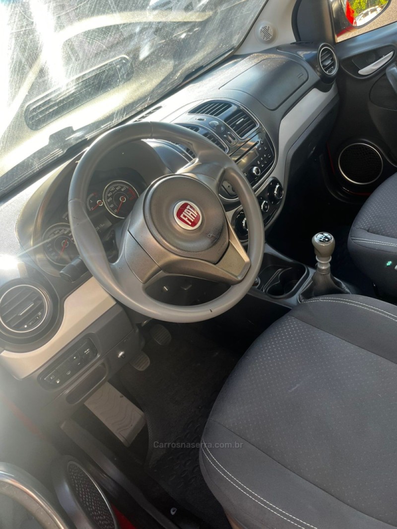 GRAND SIENA 1.4 MPI 8V TETRAFUEL 4P MANUAL - 2015 - CARLOS BARBOSA