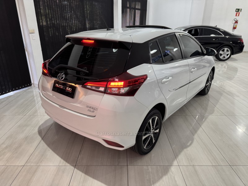 YARIS 1.5 XLS CONNECT 16V FLEX 4P AUTOMÁTICO - 2022 - CAXIAS DO SUL
